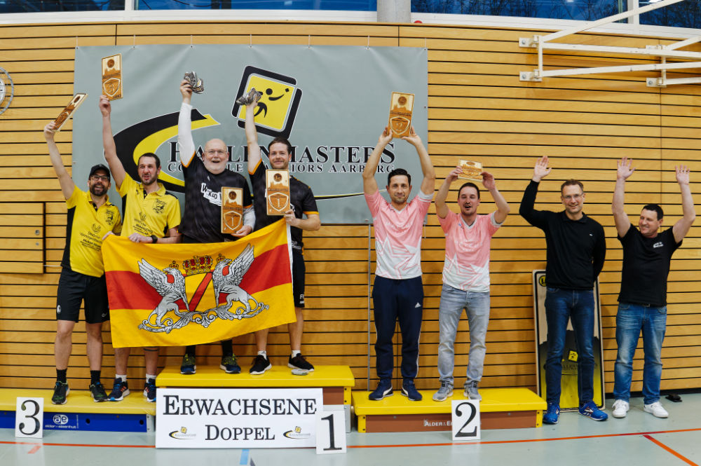 Podium Erwachsenen Doppel
